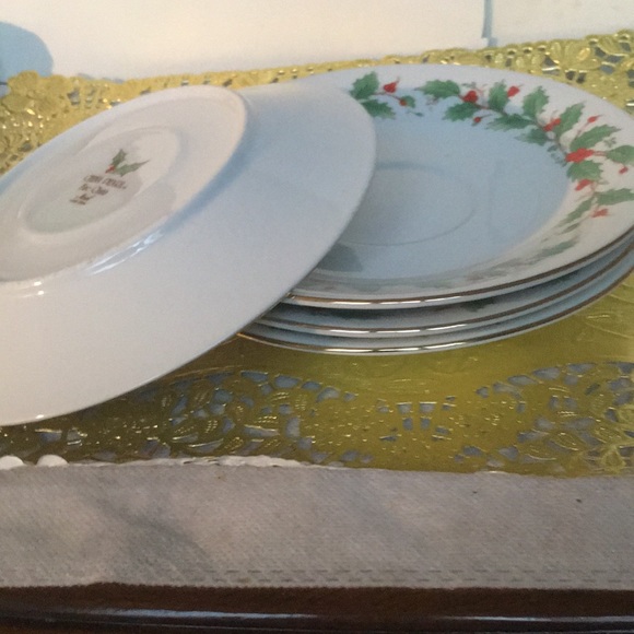 Vintage 1980s China Pearl Fine China, Noel Pattern, 4 Saucers - Picture 4 of 4